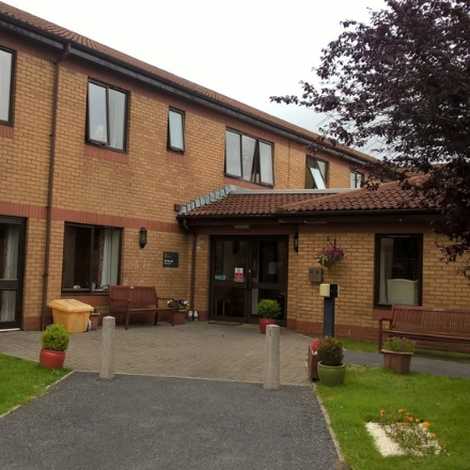 Llys Newydd Care Home - Care Home