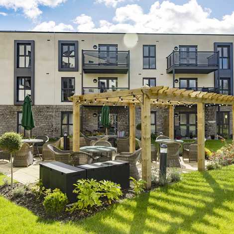 Alavana Place - Retirement Living