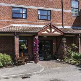 Leighton Court Nursing Home - Care Home
