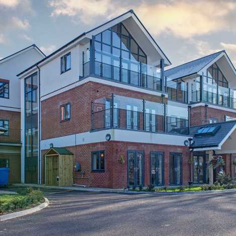 Holly Oak - Care Home