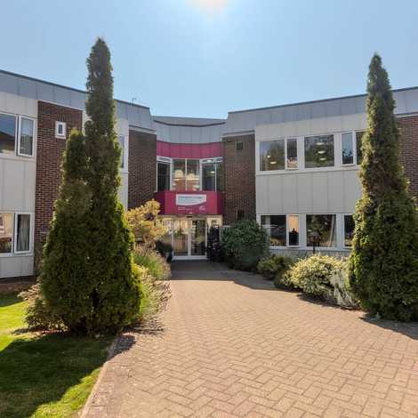 Hampton Lodge - Care Home