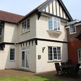 Chiltern Rest Home - Care Home