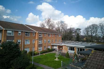 Holmesdale - Retirement Living