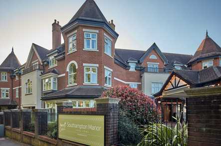 Shaftesbury Rest Home - Care Home