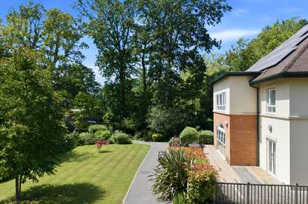 Upton Manor - Care Home