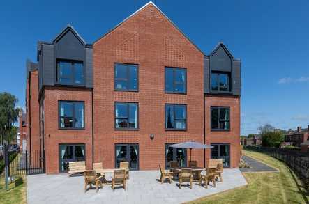 Lincoln Manor Care Home - Care Home