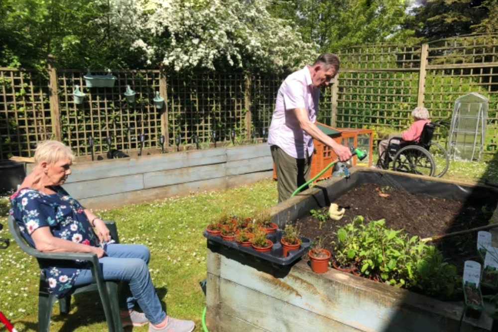 Acacia House Garden | top day centres for the elderly