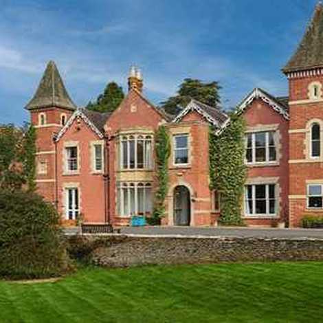 The Boynes Care Centre - Care Home