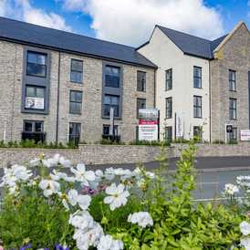 Alavana Place - Retirement Living