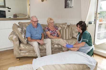 Advance Warwickshire and Worcestershire - Home Care