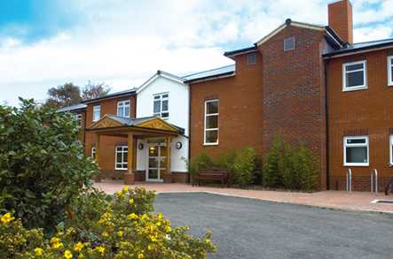 Foxholes Care Home - Care Home