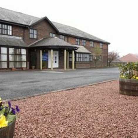 Redwell Hills Care Home - Care Home