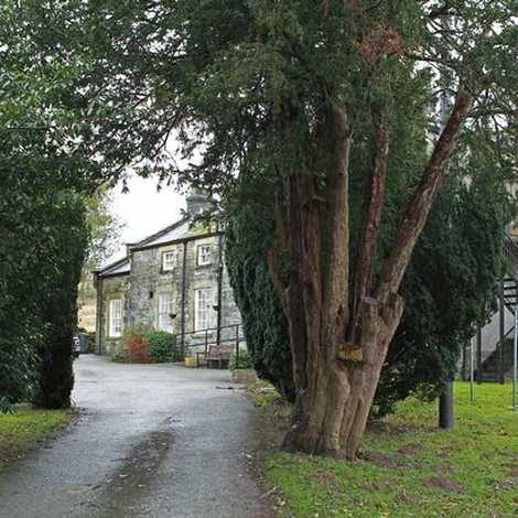 Cartref Bryn yr Eglwys - Care Home