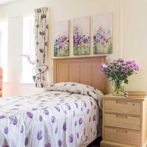 Shaftesbury House Residential Care Home - Care Home