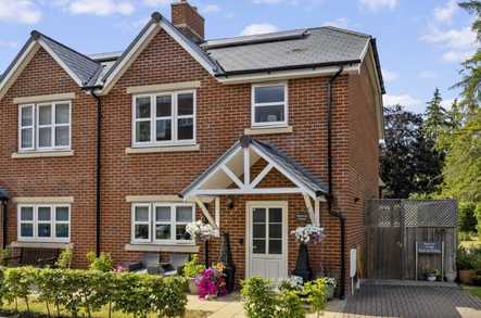 Cranbourne Hall Residential Park - Retirement Living
