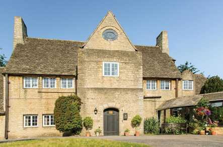 The Lodge at Freeland House - Care Home