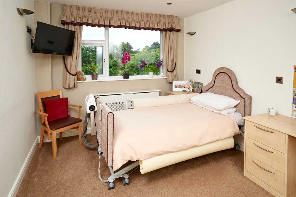 Anita Stone Court bedroom