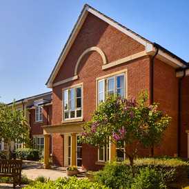Hallmark Admiral Court - Care Home