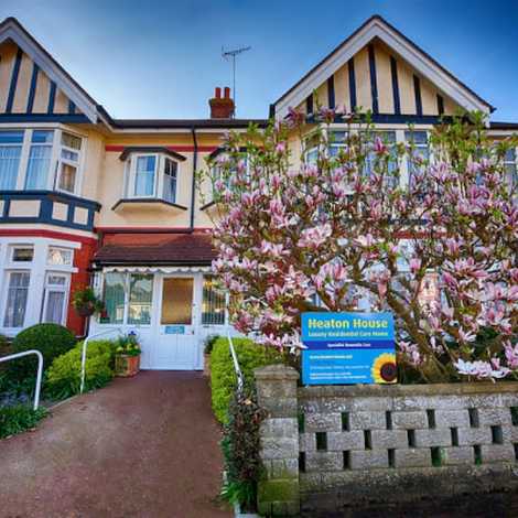 Heaton House Residential Care Home - Care Home