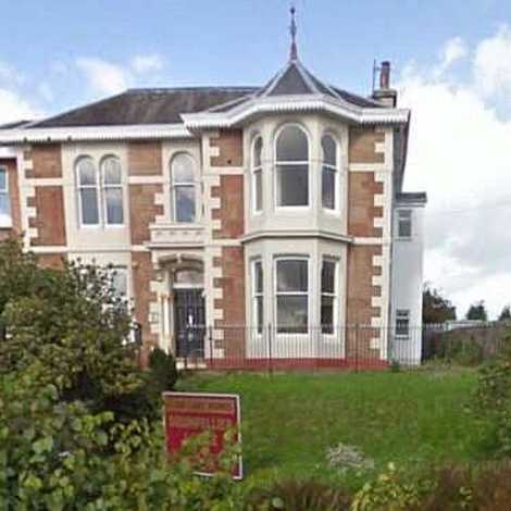 Lochside Manor - Care Home