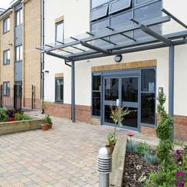 Caddington Grove - Care Home
