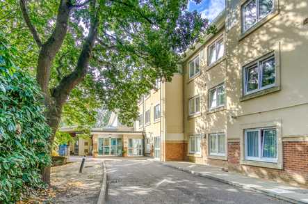 Oak Lodge Care Home - Care Home