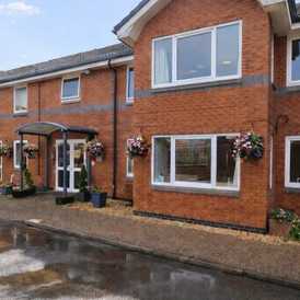 Red Oaks Care Community - Care Home