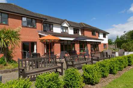 Nutley Lodge Care Home - Care Home