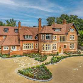 Cedar Lodge - Care Home