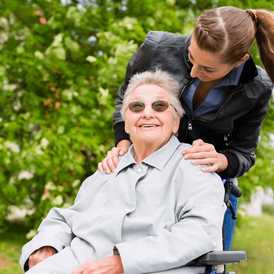 Universal Care Services Corby - Home Care