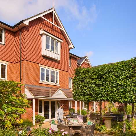 Hallmark Alexandra Grange - Care Home