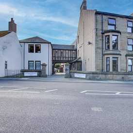 Carntyne Residential Care Home - Care Home