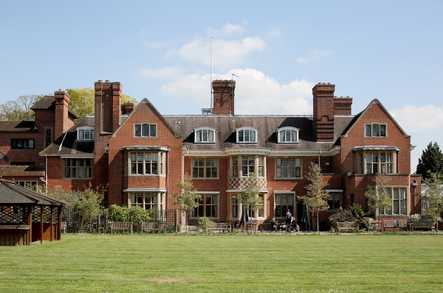 West Oak Care Home - Care Home