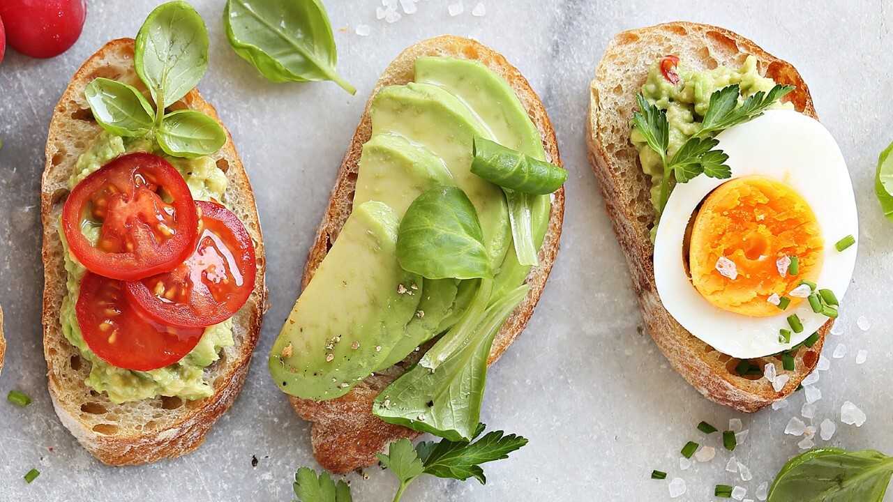 avocado on toast, fresh vegetables and nutrients, food choices for an older adult, nutrition past 65, red tomatoes, egg