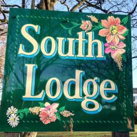 South Lodge - Care Home