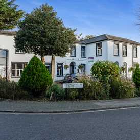 Minchenden Lodge - Care Home