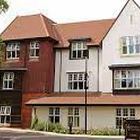 The Royal Star & Garter Homes - Surbiton - Care Home