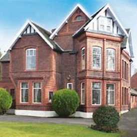 Ravenswing Manor Residential Care Home - Care Home