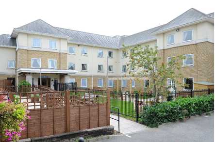 Poplars Care Home - Care Home