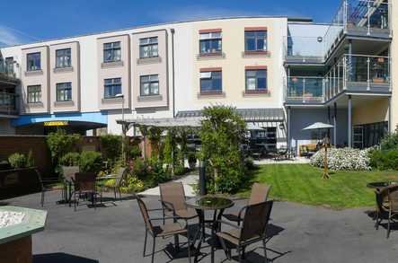 Oakhaven Residential Care Home - Care Home