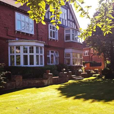 Parkside Lodge Residential Home - Care Home