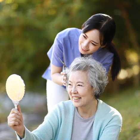 Snowhitecare Ltd (Live-in Care) - Live In Care