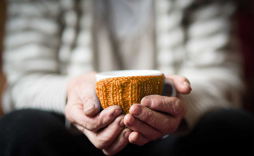 Old warm hands to stay warm this winter