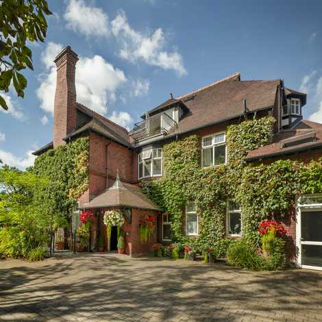 Inglewood Residential Care Home - Care Home