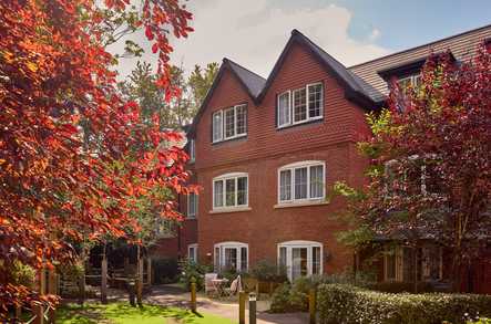 Hallmark Henley Manor Care Home Henley-on-thames  - 1