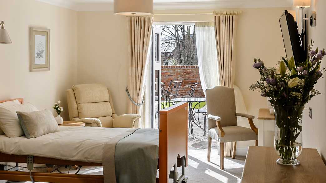 Bridge House Nursing Home Care Home Twyford accommodation-carousel - 1