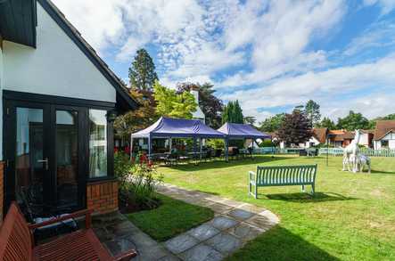 Jackmans Lodge Care Home Woking  - 3