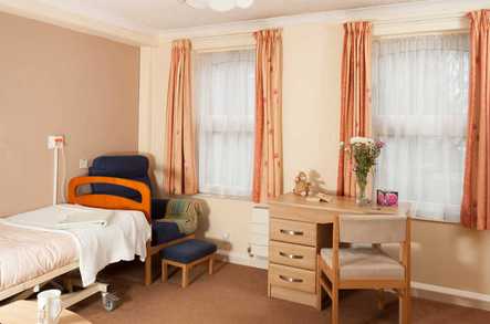 Silk Court Care Home Care Home London  - 2