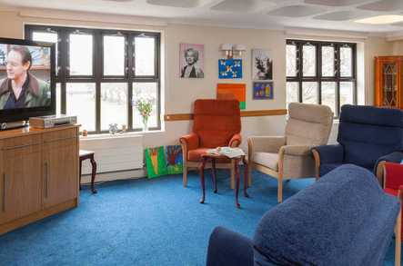 Silk Court Care Home Care Home London  - 3