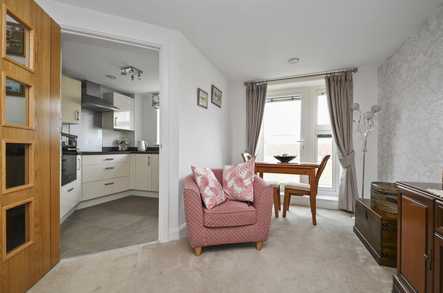 Eastland Grange 1 Bed Apartment image 2